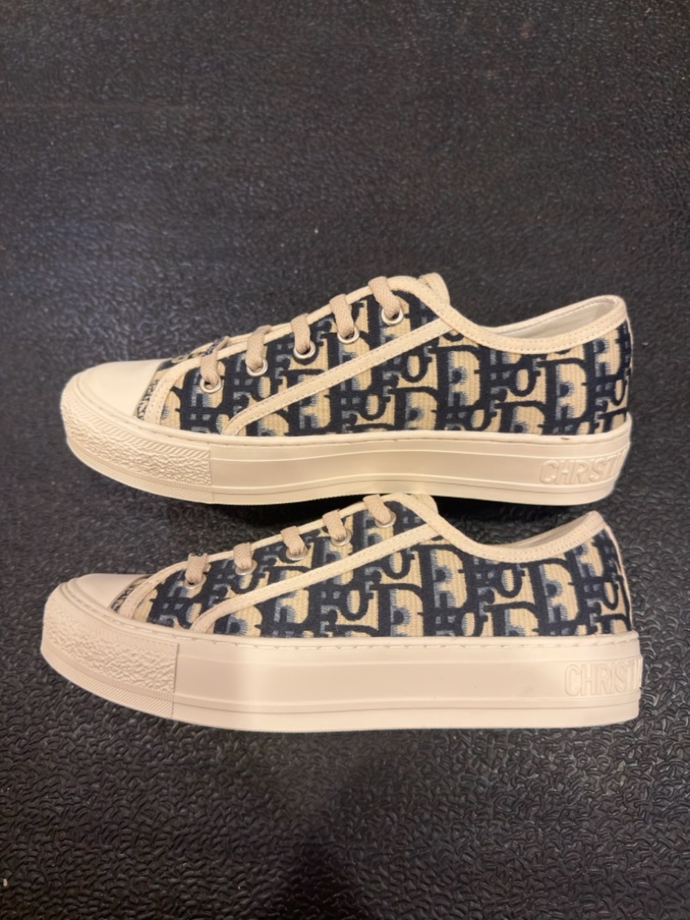 Christian Dior Walk N’ Dior Sneakers